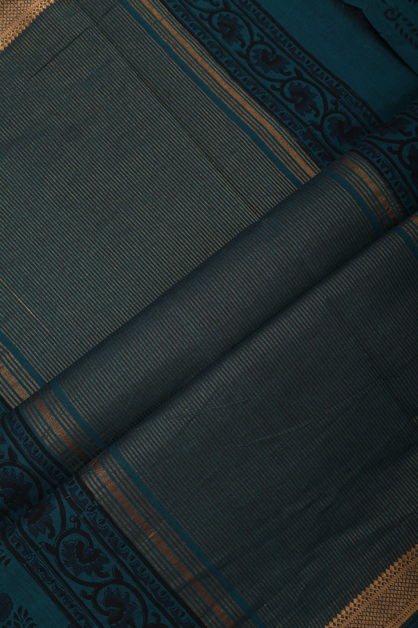 Mangalagiri Cotton Saree In Pine Green With Floral Buttas