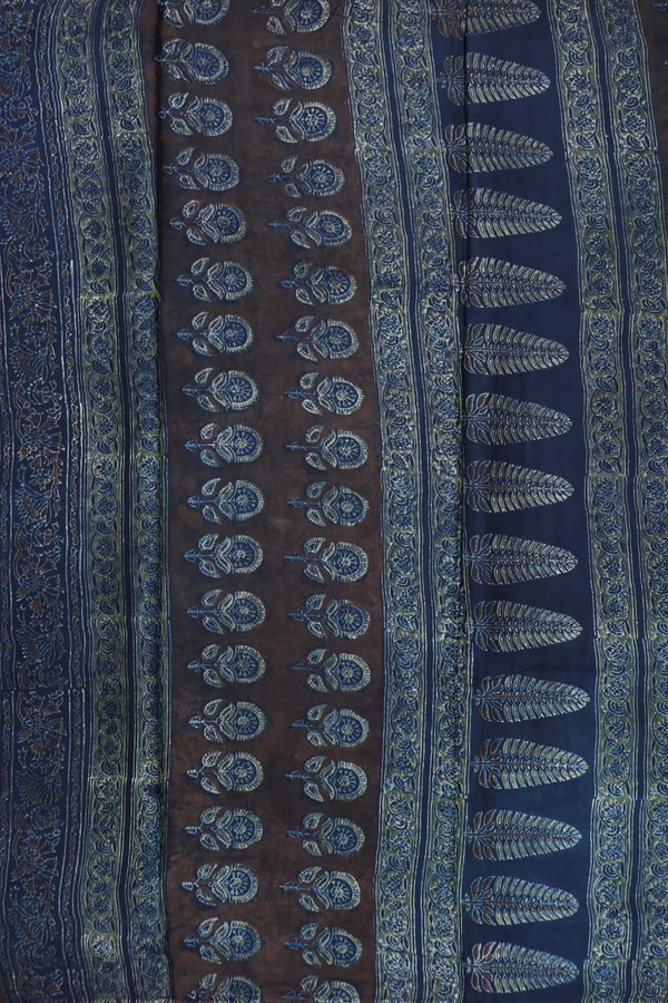 Modal Silk Saree In Blue With Floral Motifs