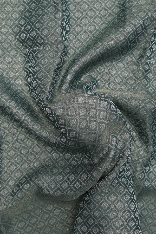 Mysore Silk Saree In Green With Floral Design