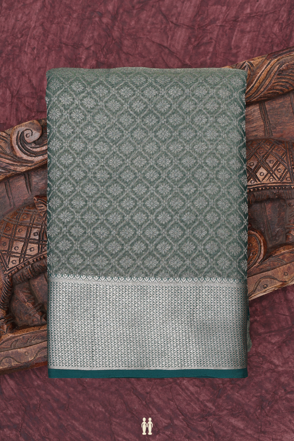 Mysore Silk Saree In Green With Floral Design