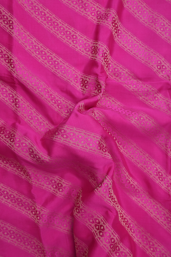 Mysore Silk Saree In Magenta With Diagonal Design