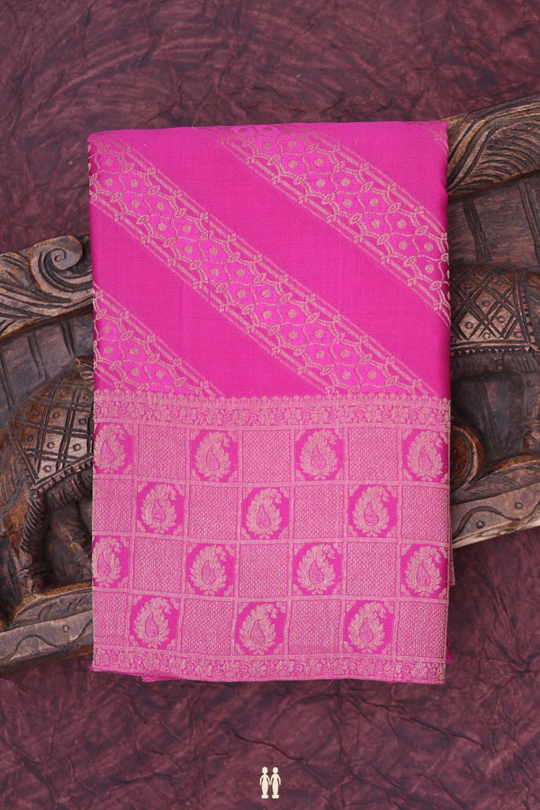 Mysore Silk Saree In Magenta With Diagonal Design