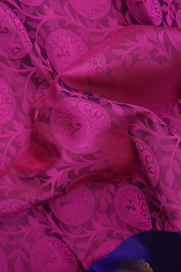 Kanchipuram Silk Saree In Purple With Jacquard Design