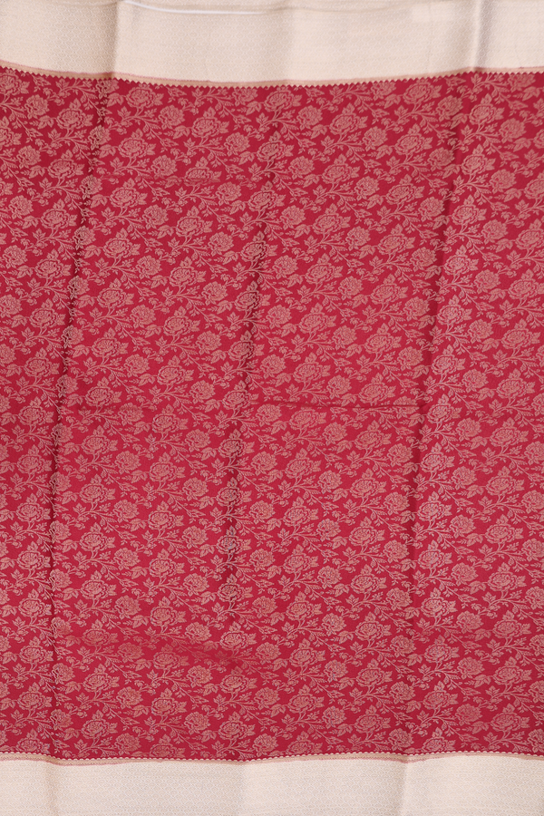 Mysore Silk Saree In Red With Floral Design