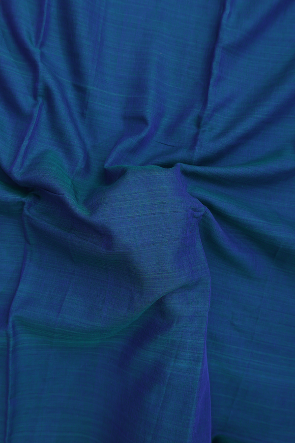 Narayanpet Cotton Saree In Prussian Blue With Contrast Borde