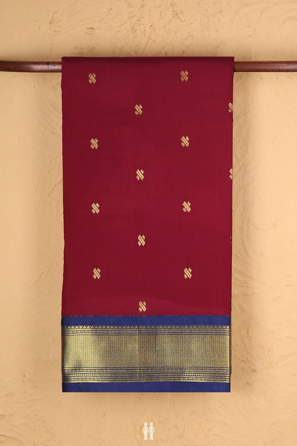 Nine Yards Apoorva Cotton Saree In Red With Zari Buttas