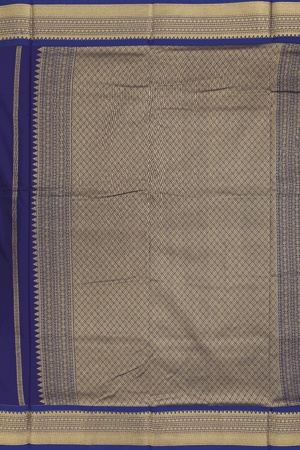 Nine Yards Apoorva Cotton Saree In Green With Zari Buttas