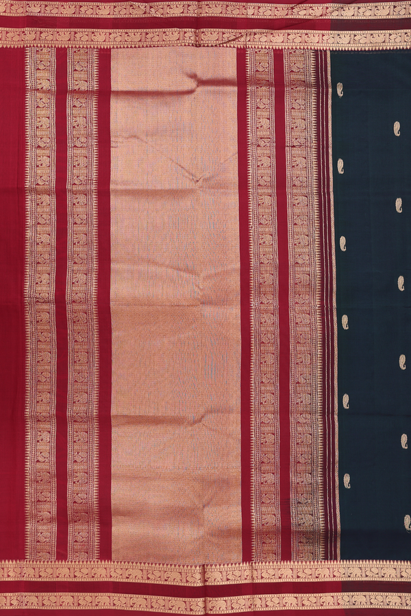 Nine Yards Silk Cotton Saree Bottle Green With Paisley Buttas