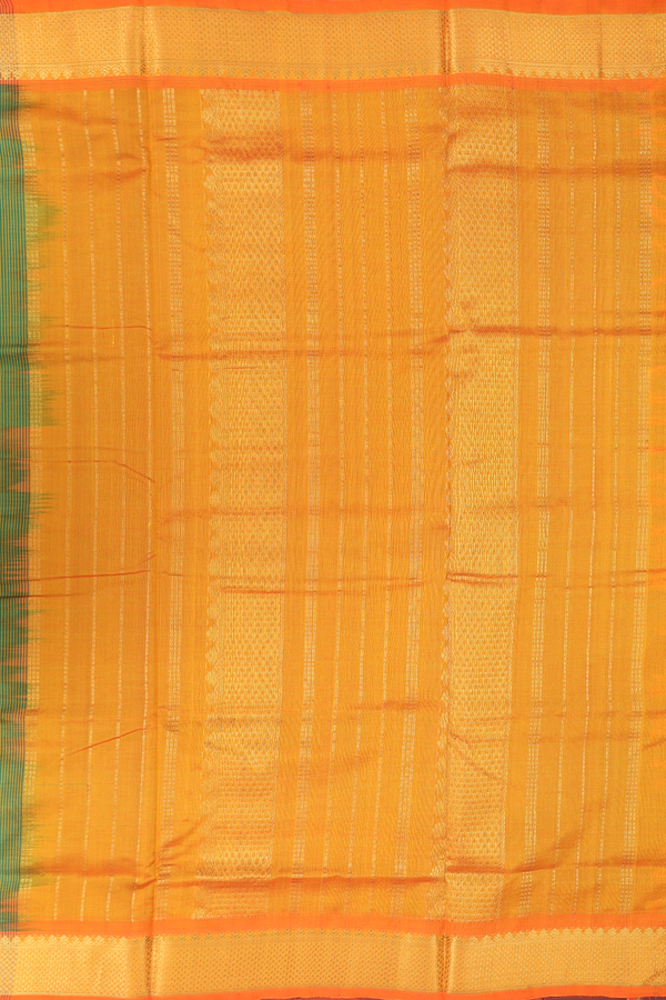 Nine Yards Silk Cotton Saree In Emerald Green With Zari Buttas