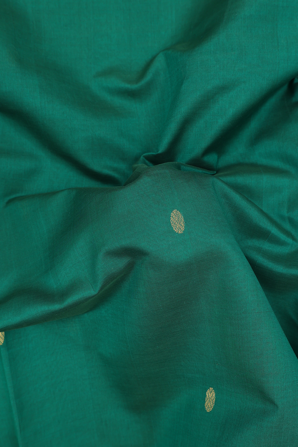 Nine Yards Silk Cotton Saree In Emerald Green With Zari Buttas