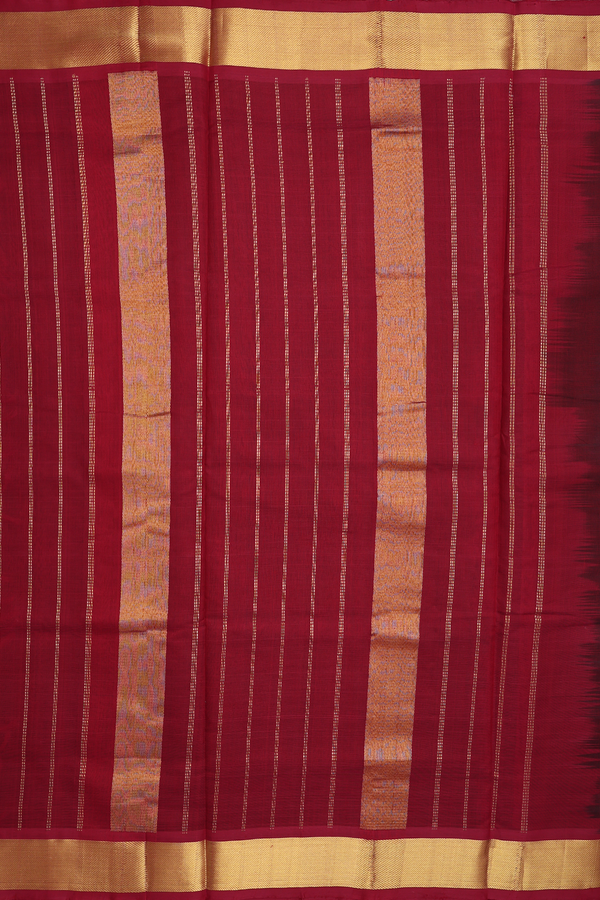 Nine Yards Silk Cotton Saree In Maroon With Zari Border