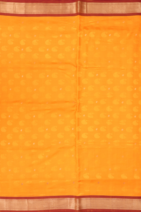 Nine Yards Silk Cotton Saree In Orange With Paisley Design