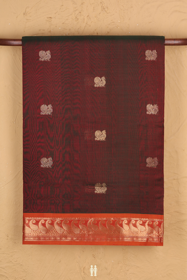 Nine Yards Silk Cotton Saree Manthulir With Peacock Buttas