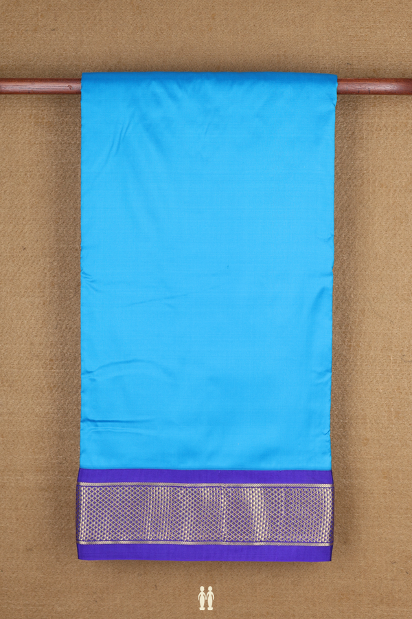 Nine Yards Silk Saree In Blue With Arai Maadam Border