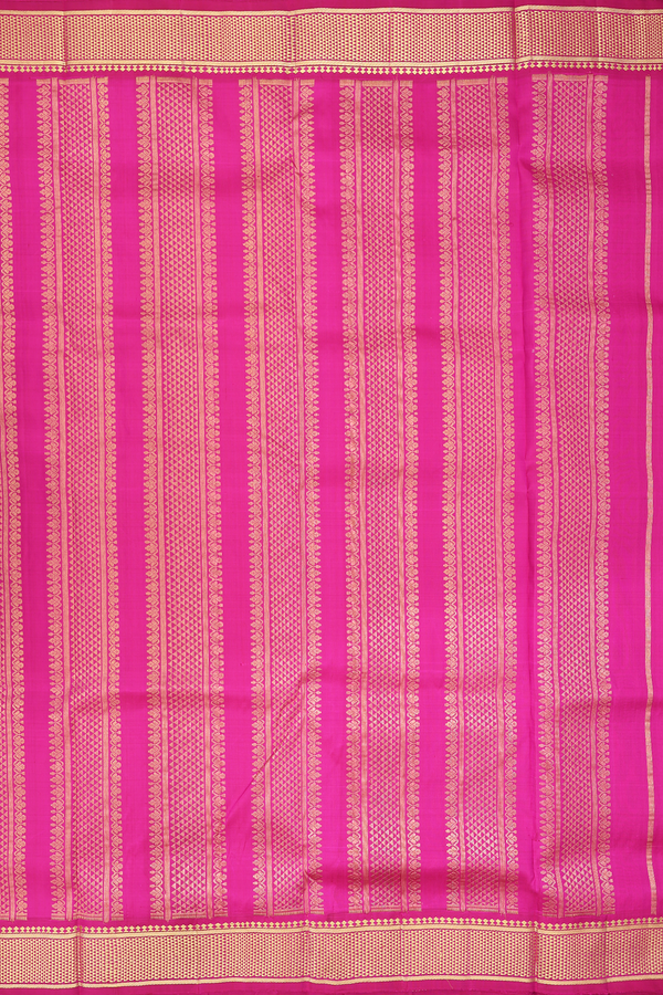 Nine Yards Silk Saree In Magenta With Checks Design