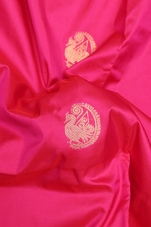 Nine Yards Silk Saree In Rani Pink With Peacock Buttas