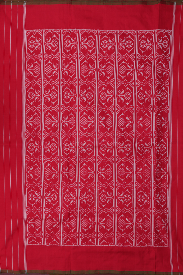Pochampally Silk Saree In Red With Allover Design