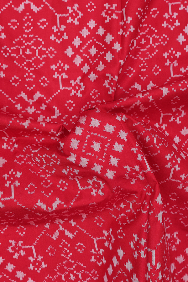 Pochampally Silk Saree In Red With Allover Design