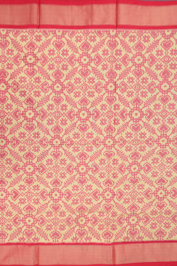 Pochampally Silk Saree In Beige With Ikat Design