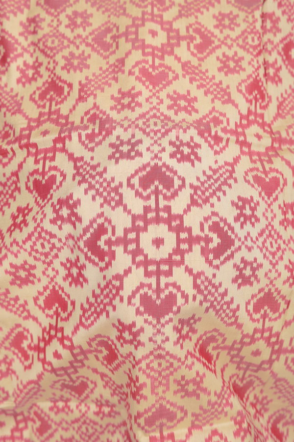 Pochampally Silk Saree In Beige With Ikat Design
