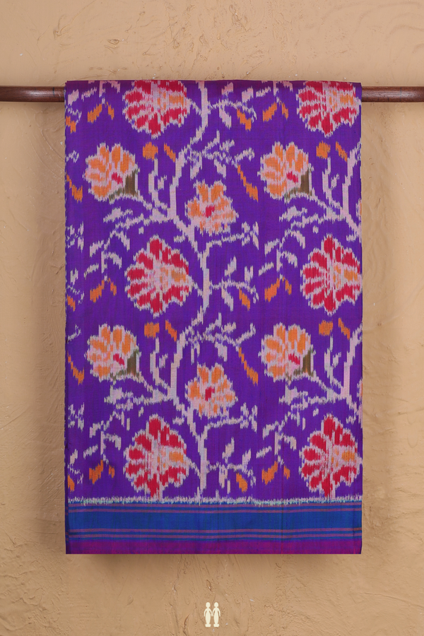 Pochampally Silk Saree In Purple With Floral Design