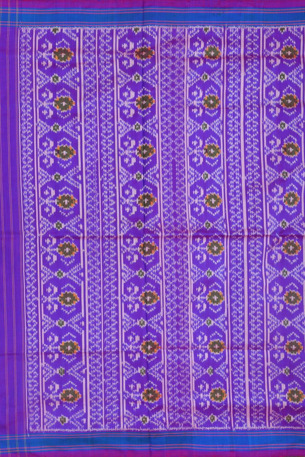 Pochampally Silk Saree In Purple With Floral Design