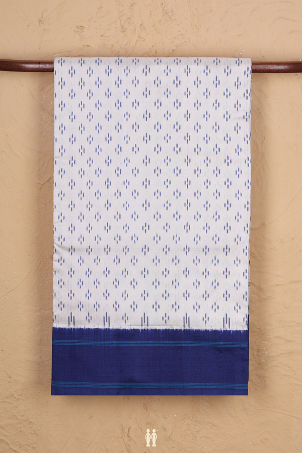 Pochampally Silk Saree In White With Allover Buttis