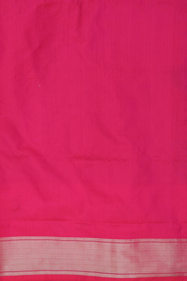 Pochampally Silk Saree In Deep Purple With Diamond Design