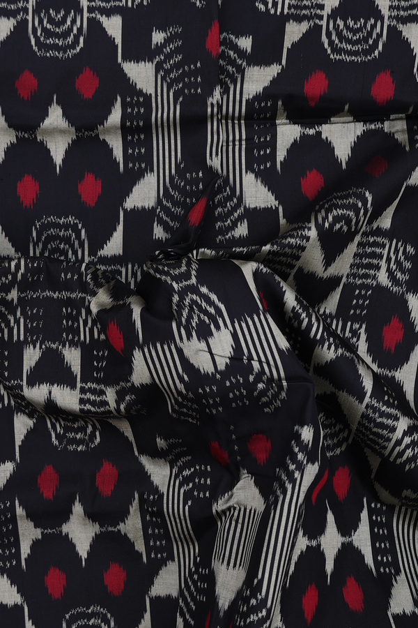 Pochampally Silk Saree In Black With Allover Design