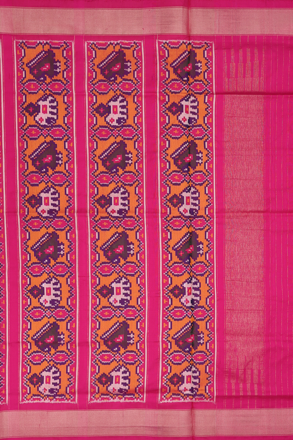 Pochampally Silk Saree In Black And White With Checks Design