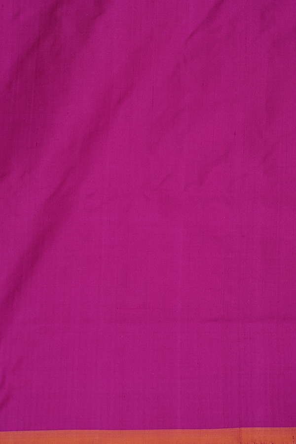 Pochampally Silk Saree In Purple With Allover Design
