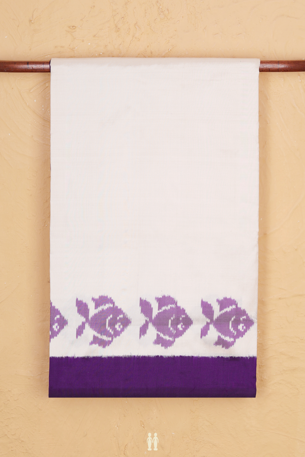 Pochampally Silk Saree In Plain White With Fish Border