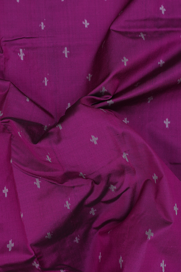 Pochampally Silk Saree In Purple With Ikat Buttis