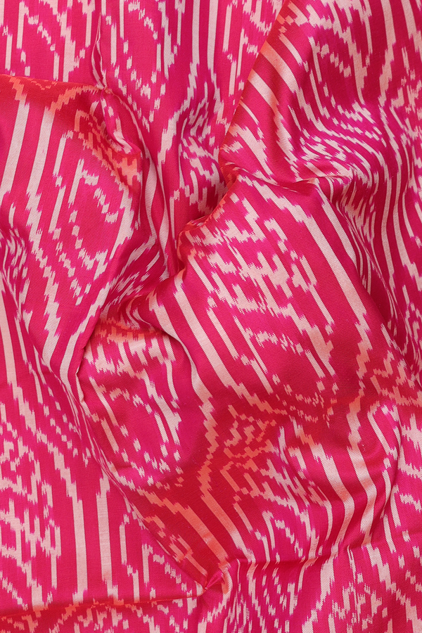 Pochampally Silk Saree In Pink With Allover Design