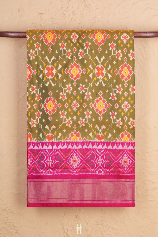 Pochampally Silk Saree In Green With Ikat Design