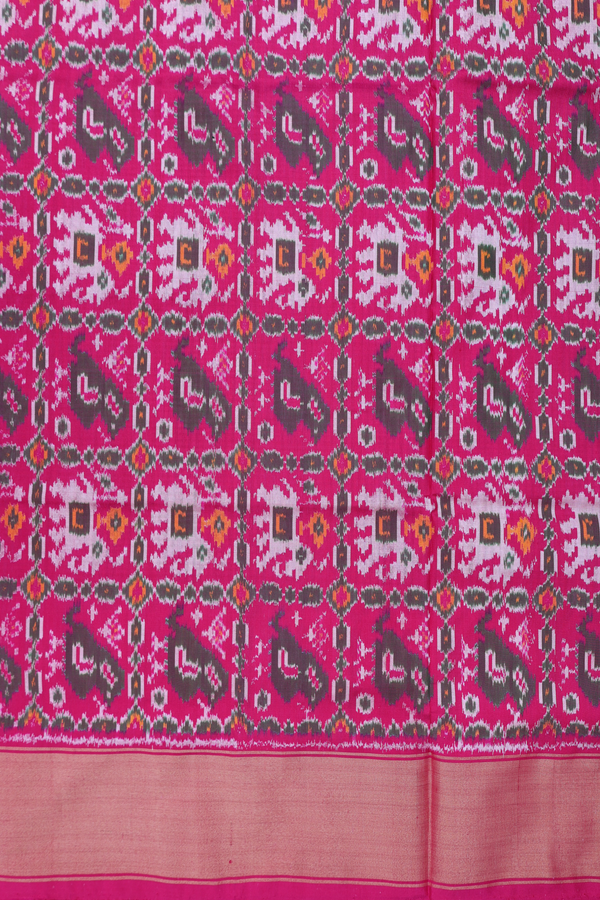 Pochampally Silk Saree In Black And White With Checks Design