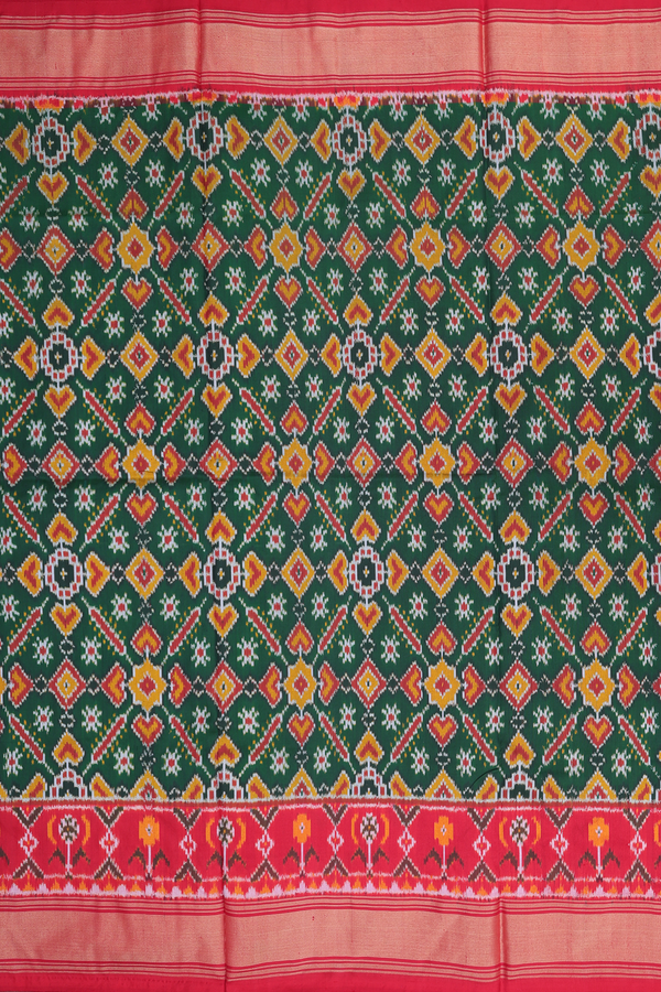 Pochampally Silk Saree In Green With Allover Design