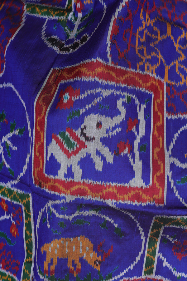 Pochampally Silk Saree In Royal Blue With Elephant Design