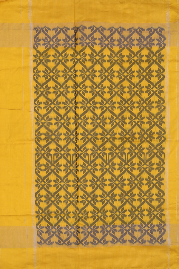Pochampally Silk Saree Cream And White With Half And Half Design