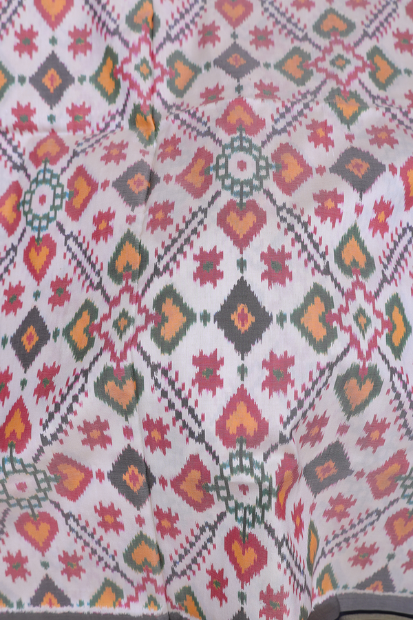 Pochampally Silk Saree In White With Ikat Design
