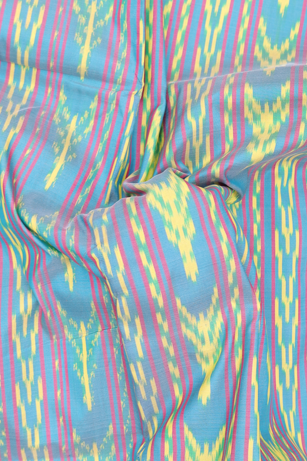 Pochampally Silk Saree In Turkish Blue With Allover Design