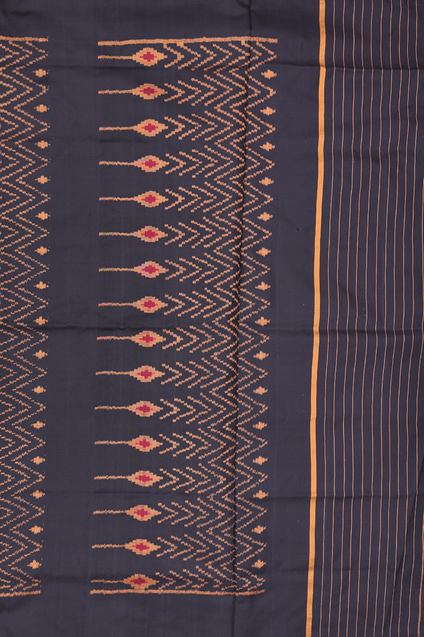 Pochampally Silk Saree In Black With Allover Design