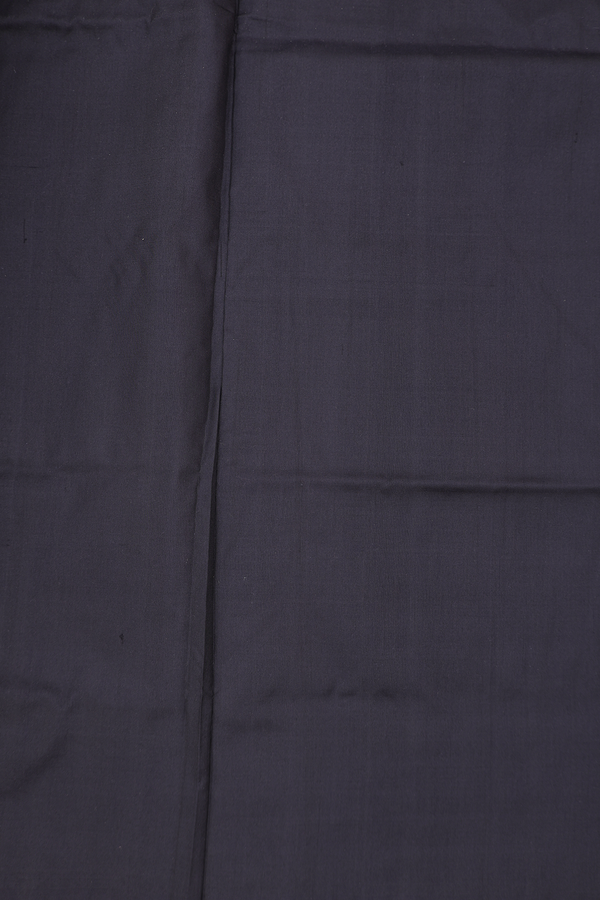 Pochampally Silk Saree In Black With Allover Design