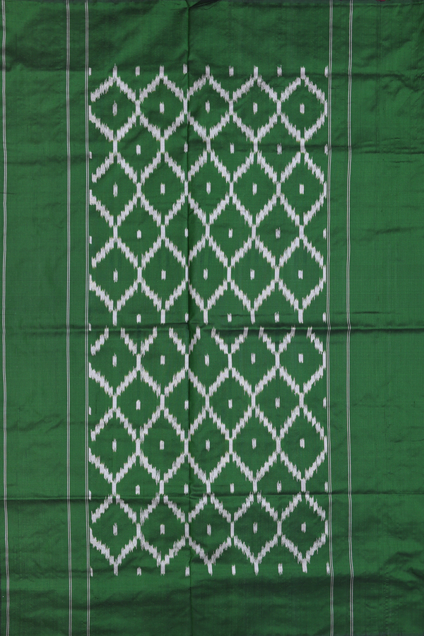 Pochampally Silk Saree In Grey With Ikat Buttas