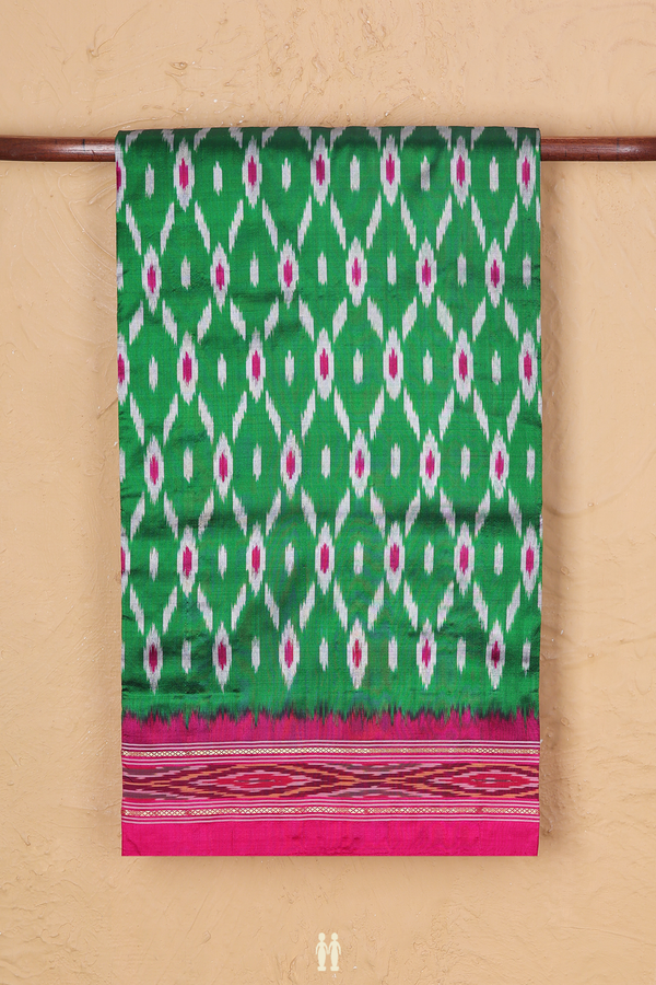 Pochampally Silk Saree In Green With Allover Design