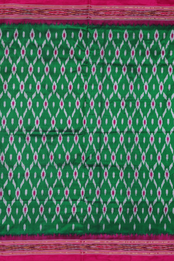 Pochampally Silk Saree In Green With Allover Design