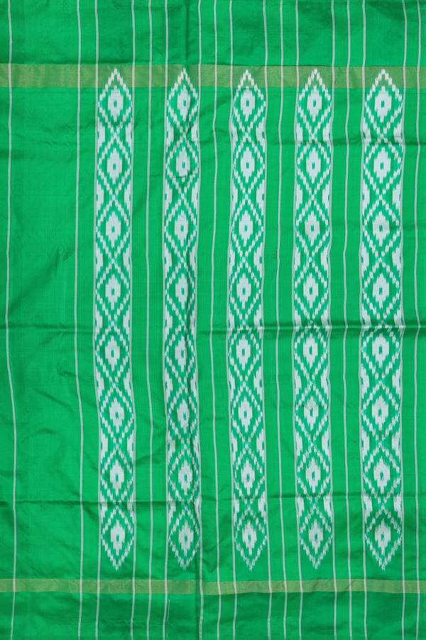 Pochampally Silk Saree In Purple With Allover Buttas