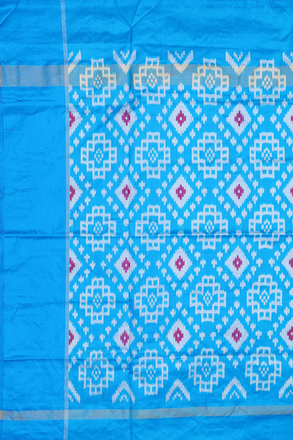 Pochampally Silk Saree In Purple With Allover Buttas