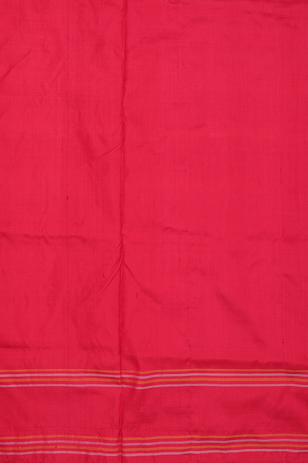 Pochampally Silk Saree In White With Allover Design