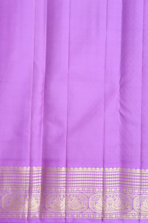 Kanchipuram Silk Saree In Pink With Zari Motifs